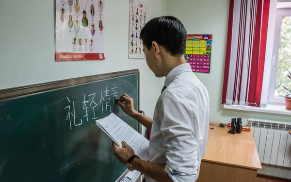 В России на 70% выросла потребность в специалистах со знанием китайского языка