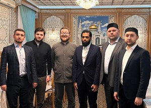 В ДУМ РФ обсудили институты исламских финансов с главой шариатского совета Сбера