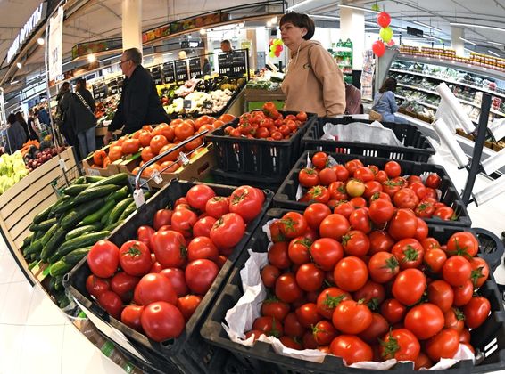 Такер Карлсон сравнил цены на продукты в России и США