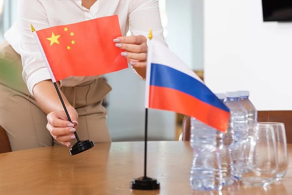 Товарооборот России и Китая ставит рекорды: Какие последствия это может иметь для экономики